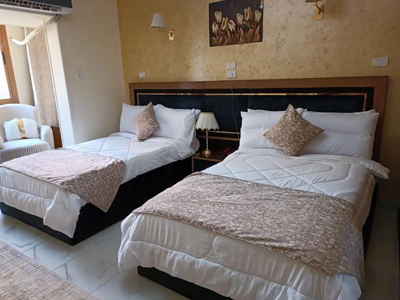 Indiana Hotel Cairo Interior